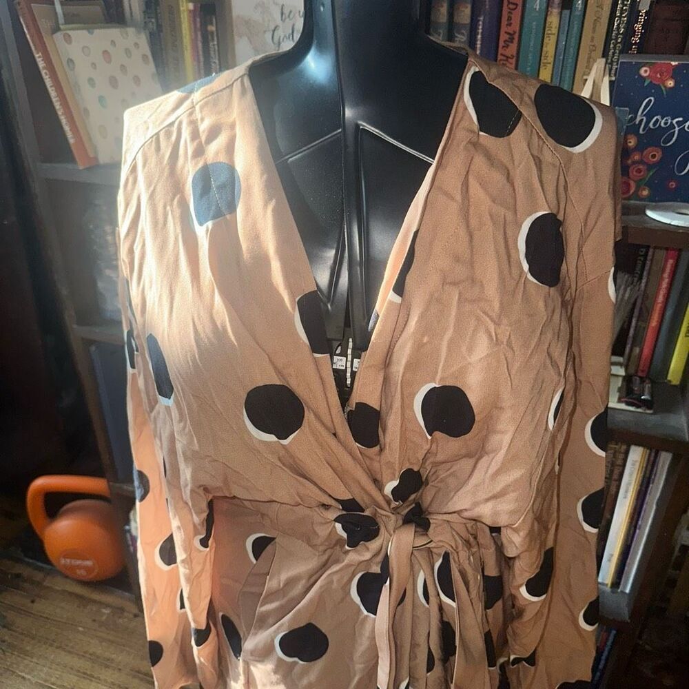 Eloquii black & tan polka dot 22/24 long belted kimono - Picture 2 of 4
